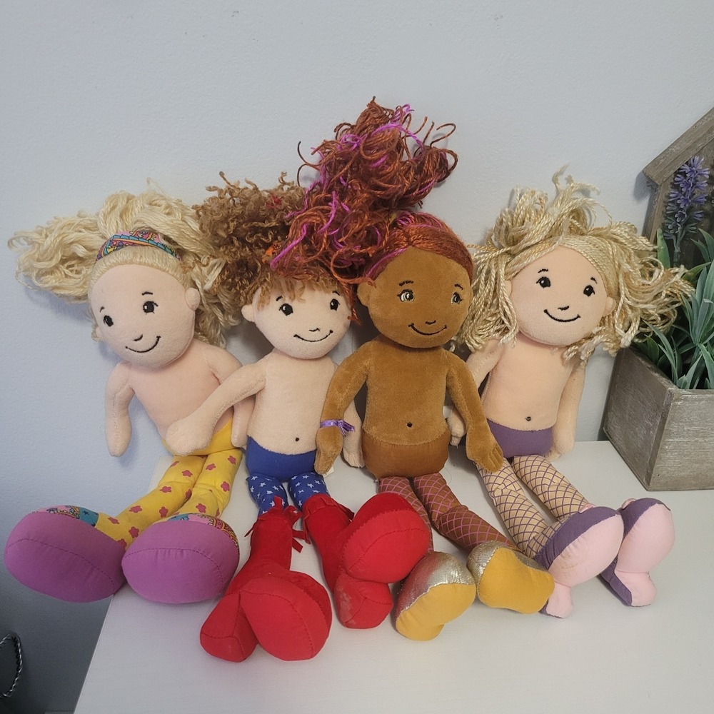 Retired Lot Of 4‎ Manhattan Toy Company Groovy Girls plush dolls
